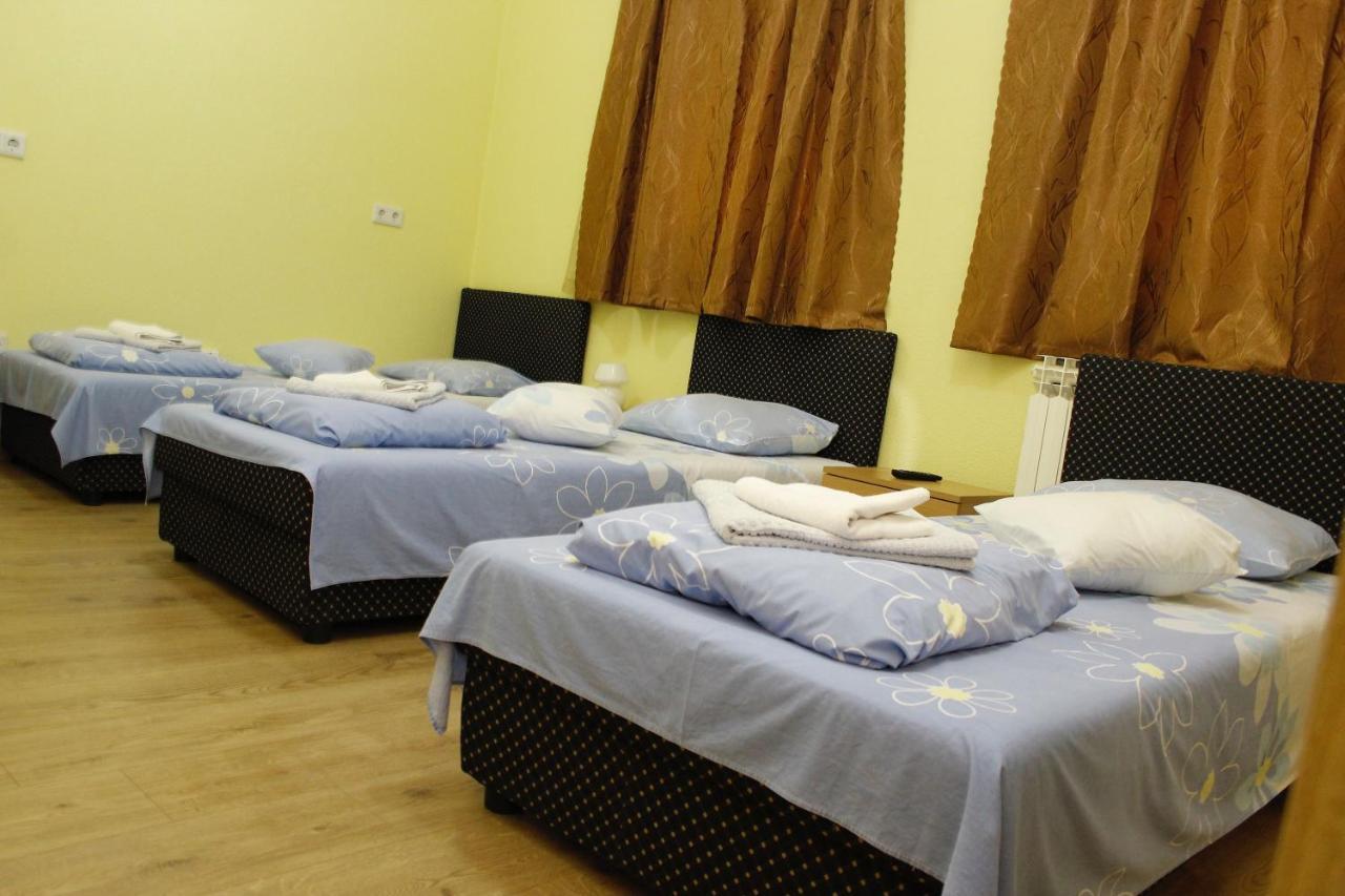 דובוי Motel Magistrala מראה חיצוני תמונה