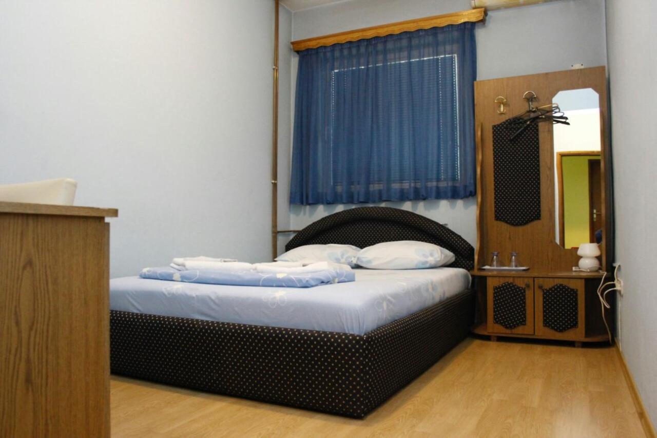 דובוי Motel Magistrala מראה חיצוני תמונה