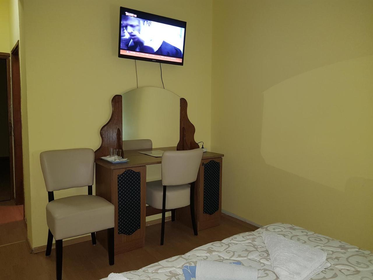 דובוי Motel Magistrala מראה חיצוני תמונה